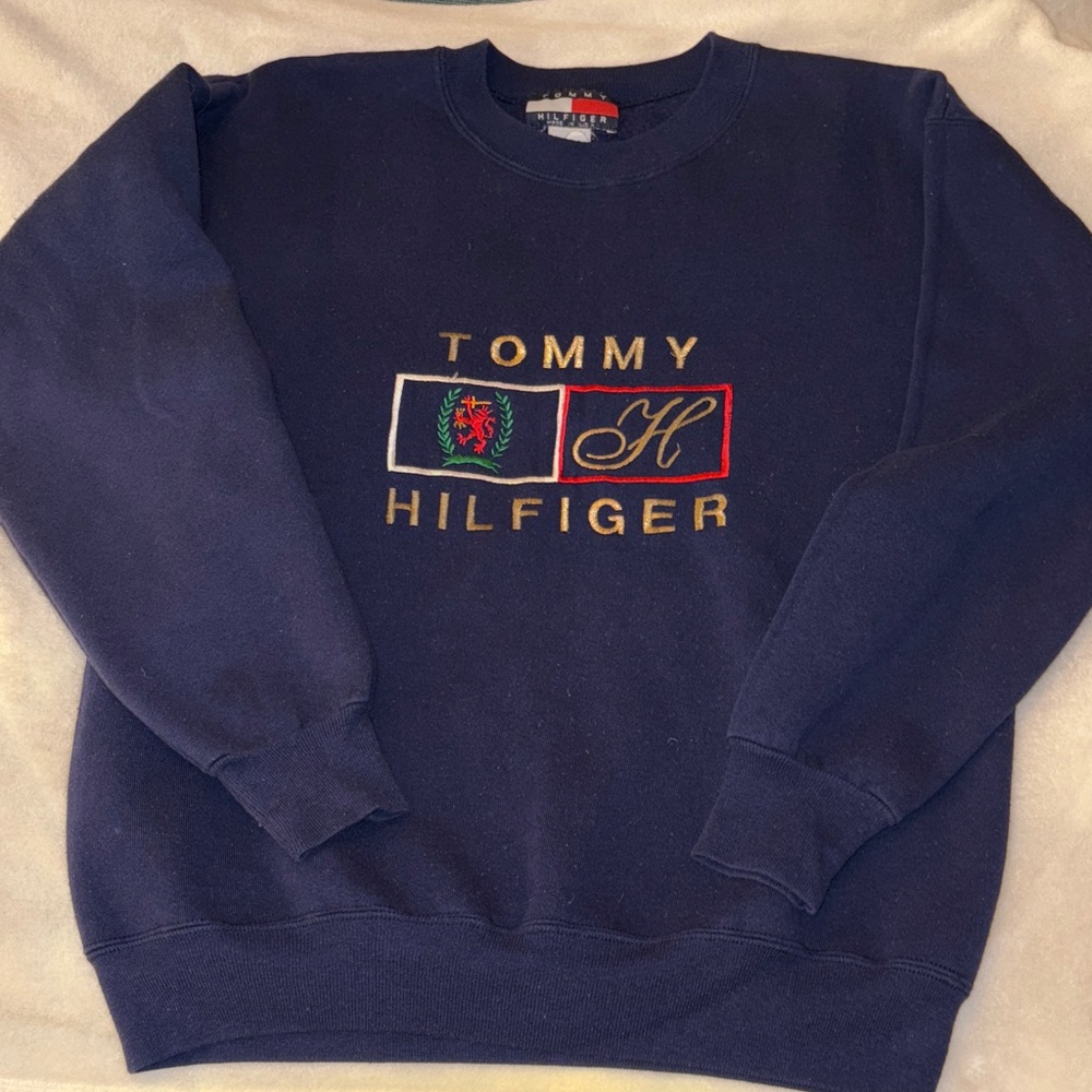 Vintage Tommy Hilfiger Navy Blue Men's Sweater